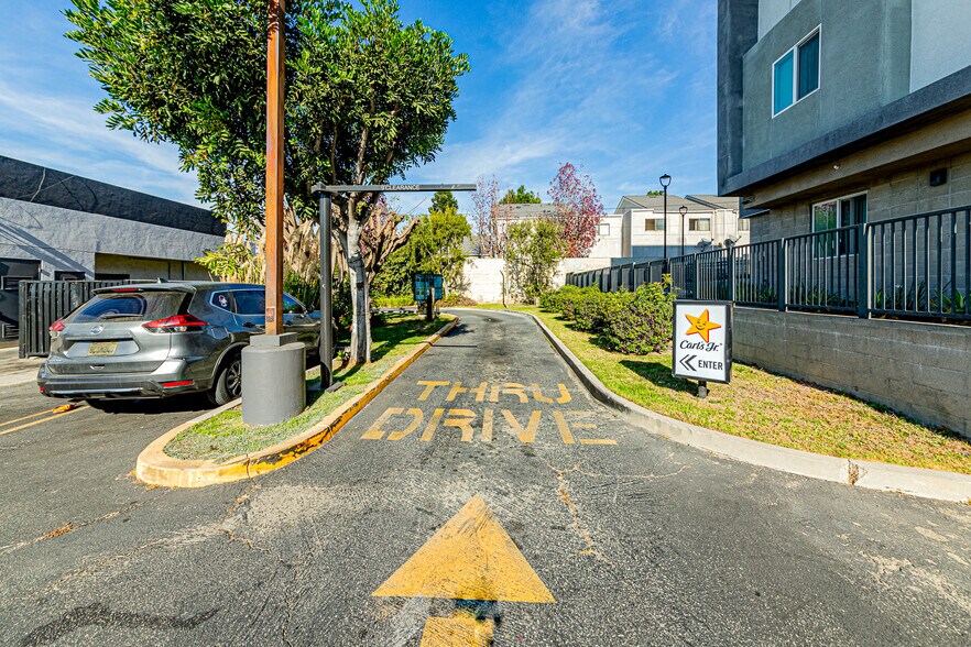 More Photos Of 11224 S Western Ave, Los Angeles Freestanding For Sale