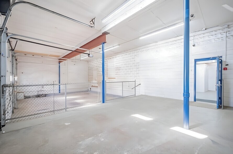 More Photos Of 324 Ringwood Ave, Pompton Lakes Light Manufacturing For Lease