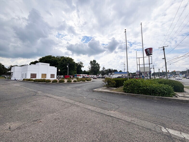 More Photos Of 1295 S 11th St, Niles Fast Food For Lease