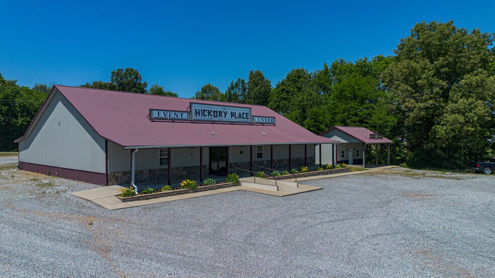 Primary Photo Of 71 Commerce St, Hickory Supermarket For Sale