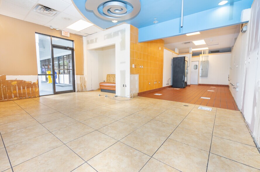 More Photos Of 3162 S Atlantic Ave, Daytona Beach Restaurant For Lease