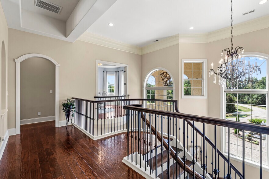 More Photos Of 220 Fincher Rd, Pauline Lodge Meeting Hall For Sale