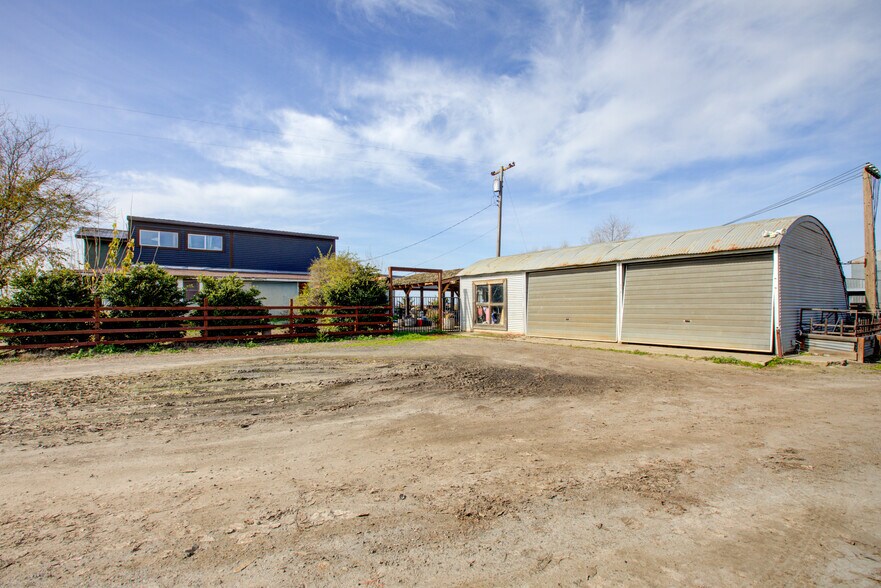 More Photos Of 9194 CA-152, Dos Palos Land For Sale