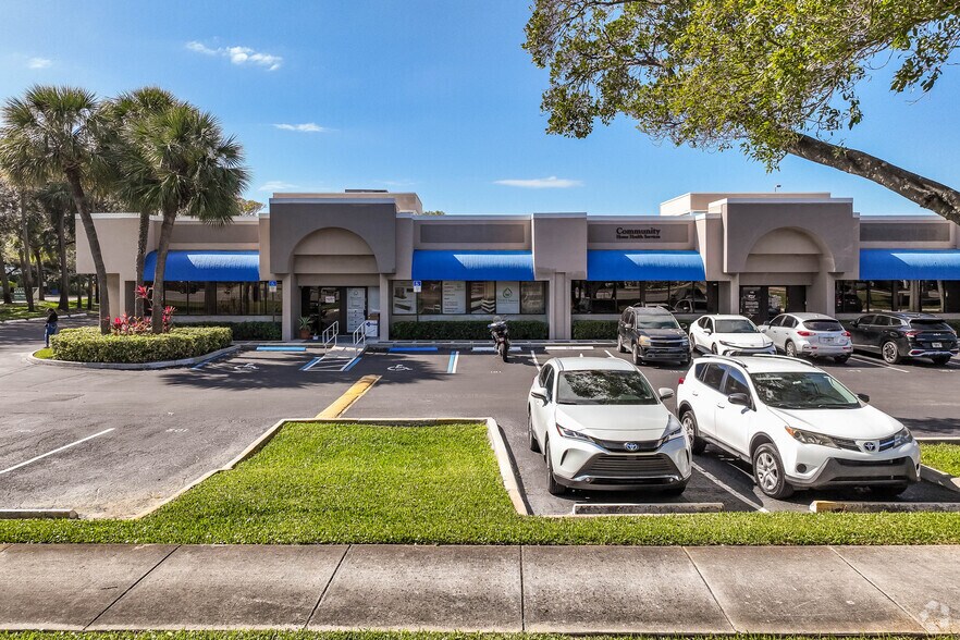 More Photos Of 6555 Powerline Rd, Fort Lauderdale Unknown For Lease