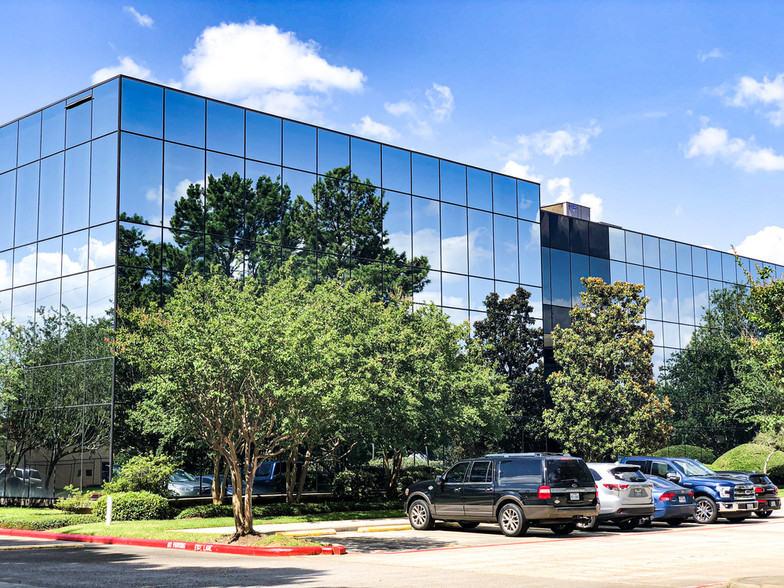 Primary Photo Of 719 Sawdust Rd, The Woodlands Office For Lease