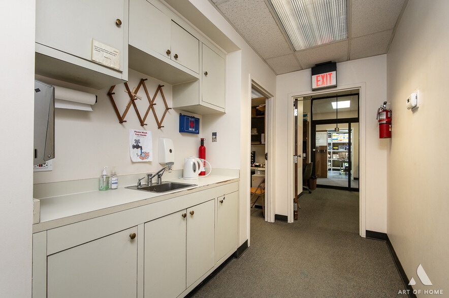 More Photos Of 9411 S 51st Ave, Oak Lawn Religious Facility For Sale