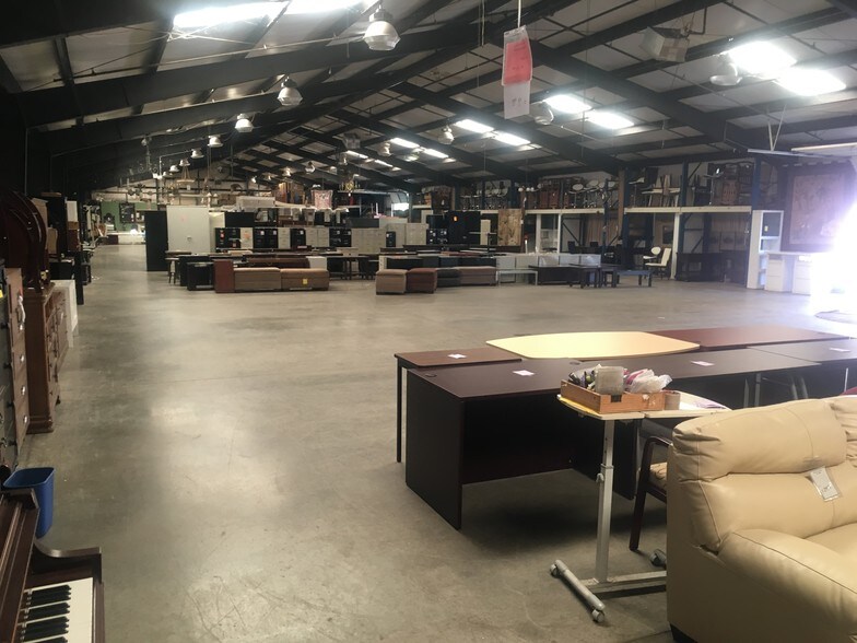 More Photos Of 11625 Highway 64, Eads Warehouse For Lease