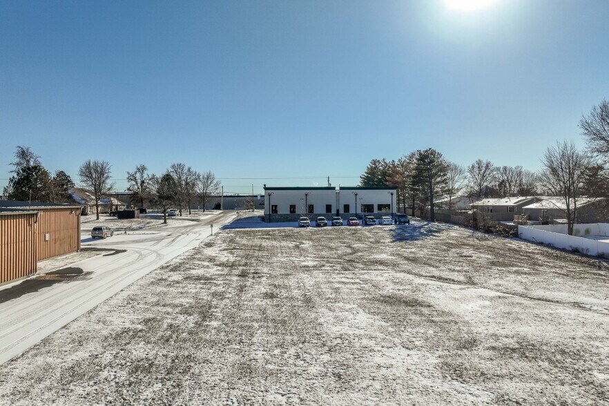 More Photos Of 177 Frontier Park Dr, O'Fallon Bowling Alley For Sale