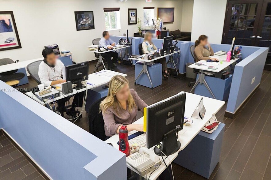 More Photos Of 3515 NW 114th Ave, Miami Warehouse For Lease