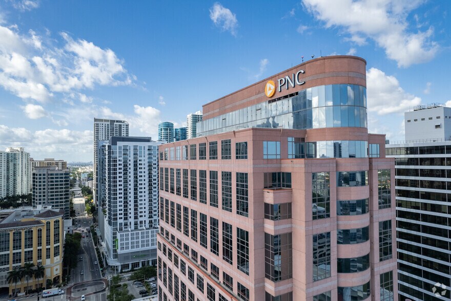 More Photos Of 200 E Broward Blvd, Fort Lauderdale Office For Lease