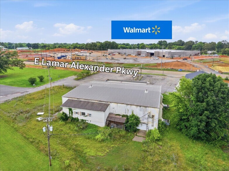 More Photos Of 2808 E Lamar Alexander Pky, Maryville Freestanding For Sale