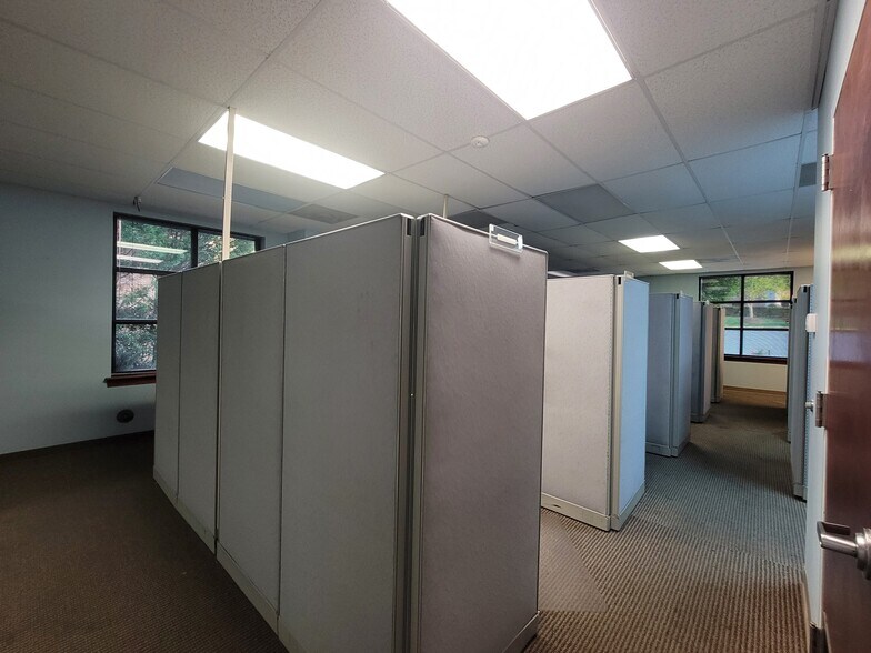 More Photos Of 8625 Crown Crescent Ct, Charlotte Loft Creative Space For Sale