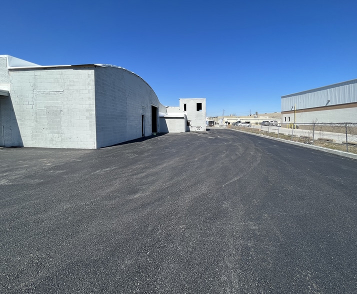 More Photos Of 900 S Heald St, Wilmington Warehouse For Sale