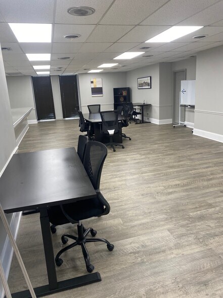 More Photos Of 3401 Norman Berry Dr, Atlanta Office For Lease