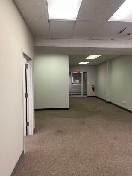 More Photos Of 546 Valley Rd, Upper Montclair Medical For Lease