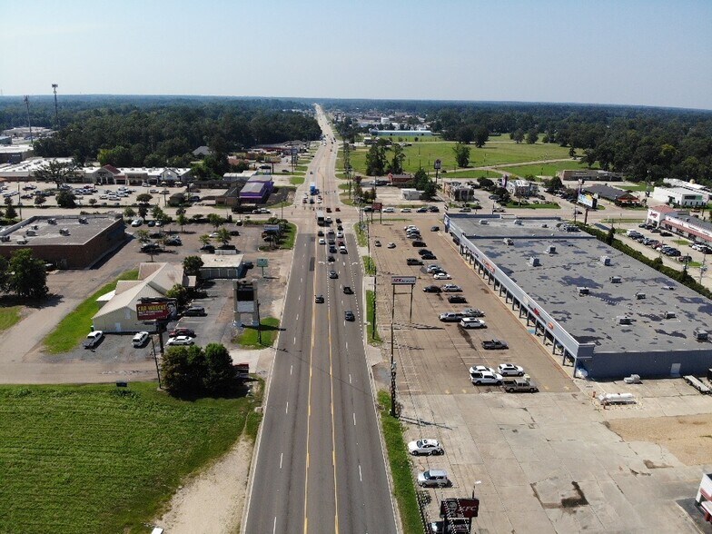 More Photos Of 124 N Morrison Blvd, Hammond Land For Lease