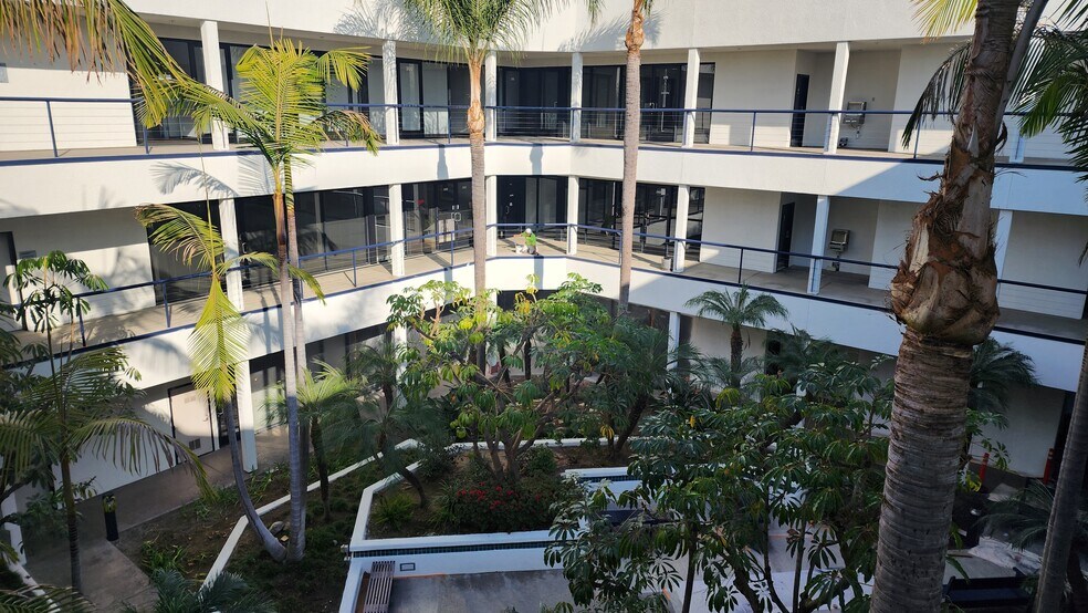 More Photos Of 1403 N Tustin Ave, Santa Ana Medical For Lease