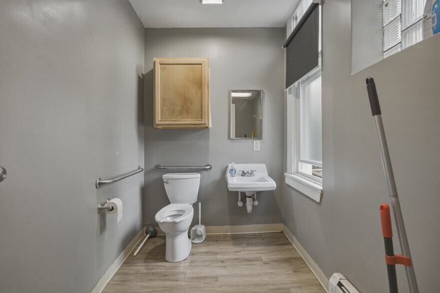 More Photos Of 512 Franklin Ave, Pittsburgh Apartments For Sale