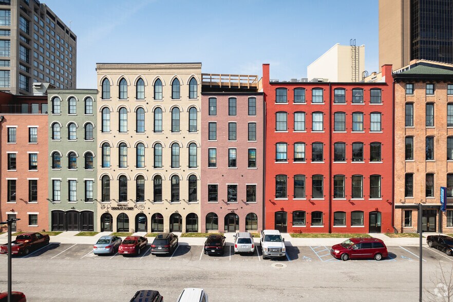 More Photos Of 100 N Summit St, Toledo Apartments For Lease