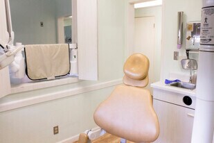 More Photos Of 1601 McHenry Village Way, Modesto Medical For Sale