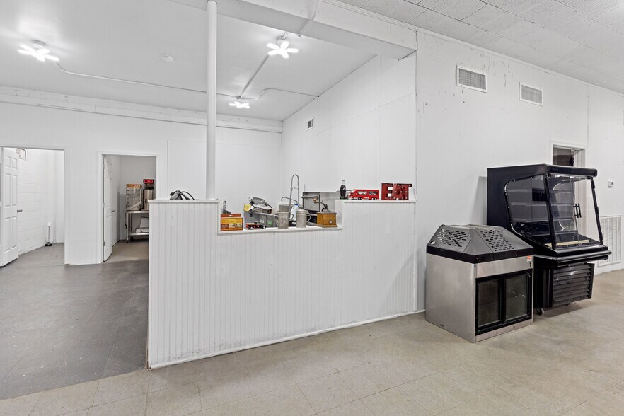 More Photos Of 3628 Brights Rd, Pittsville General Retail For Sale