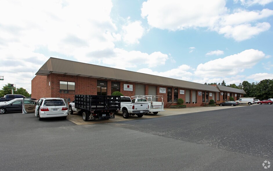 Primary Photo Of 11156-11174 Downs Rd, Pineville Light Distribution For Lease