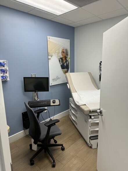 More Photos Of 5317 W Atlantic Ave, Delray Beach Medical For Lease