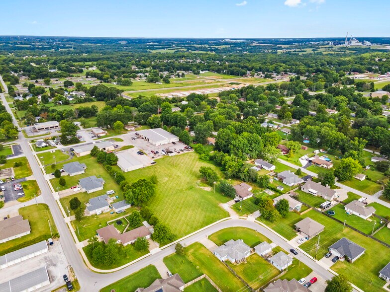 More Photos Of TBD W 4th St, Battlefield Land For Sale