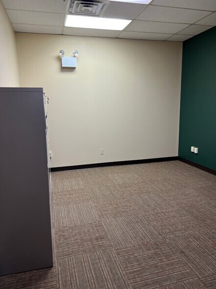 More Photos Of 3900 Hamilton Blvd, Allentown Office For Lease