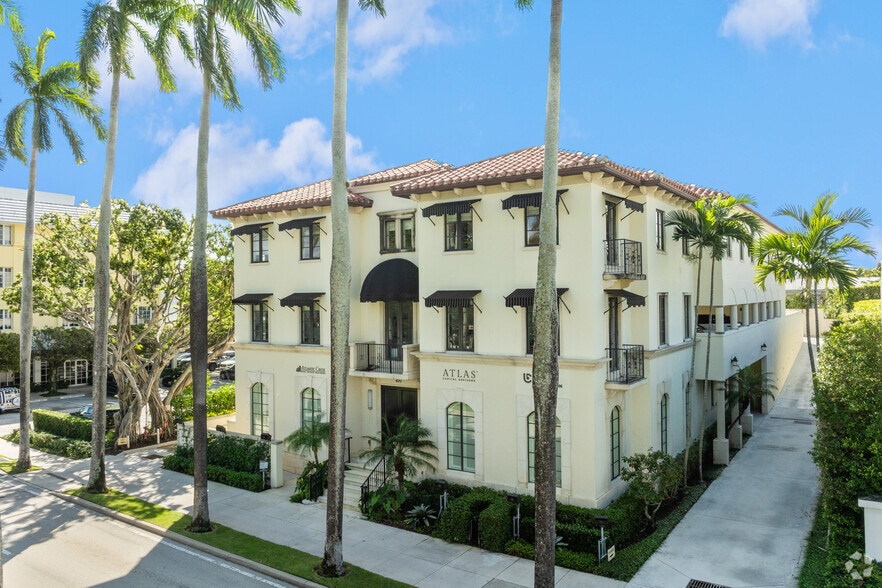 More Photos Of 420 Royal Palm Way, Palm Beach Office For Lease