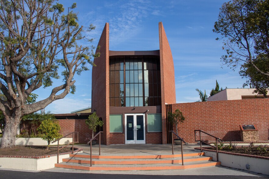 Primary Photo Of 3700 W Orange Ave, Anaheim Religious Facility For Sale