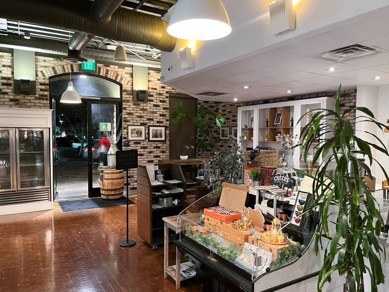 More Photos Of 30770 Russell Ranch Rd, Westlake Village General Retail For Lease