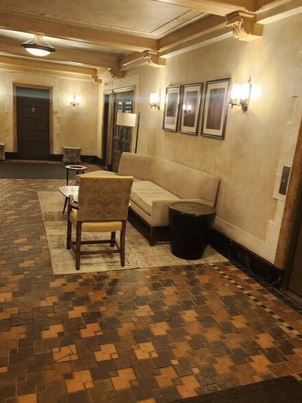 More Photos Of 9 Prospect Park W, Brooklyn Apartments For Sale