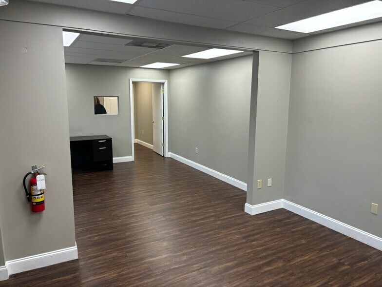 More Photos Of 921 Douglas Ave, Altamonte Springs Office For Lease