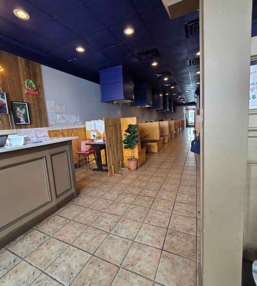 More Photos Of 7311 Little River Tpke, Annandale Storefront For Sale