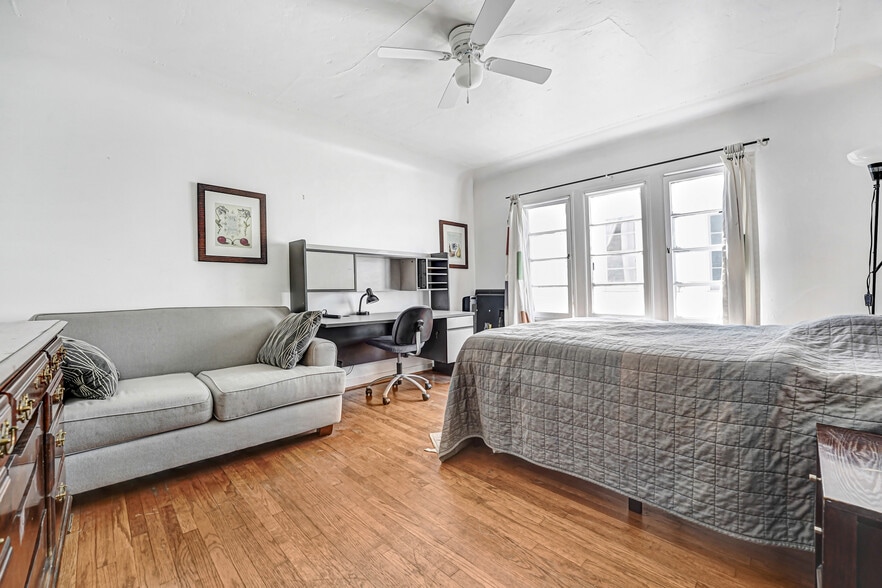 More Photos Of 1071 S Crescent Heights Blvd, Los Angeles Multifamily For Sale