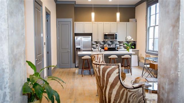 More Photos Of 309 Chartres St, New Orleans General Retail For Sale