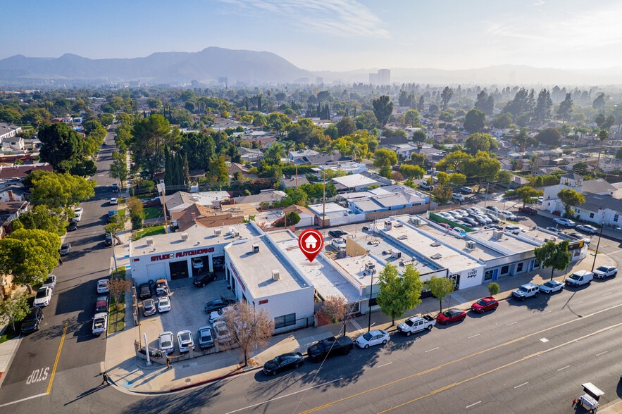 More Photos Of 2304-2306 Burbank blvd, Burbank Office Residential For Sale