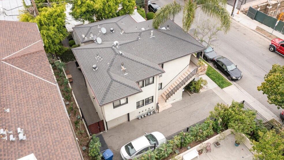 More Photos Of 7154 Lexington Ave, West Hollywood Apartments For Sale