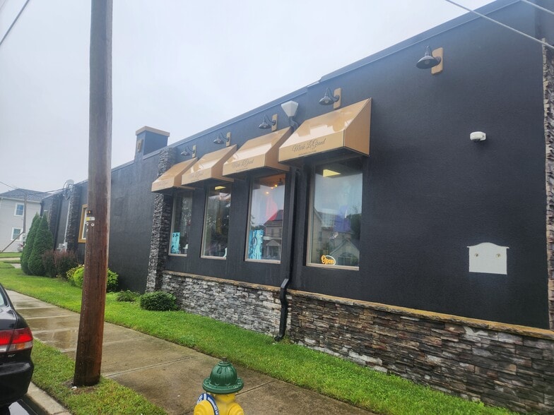 More Photos Of 634 N Main St, Pleasantville Daycare Center For Sale