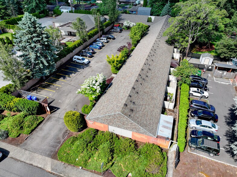 More Photos Of 611 SE 139th Ave, Portland Apartments For Sale