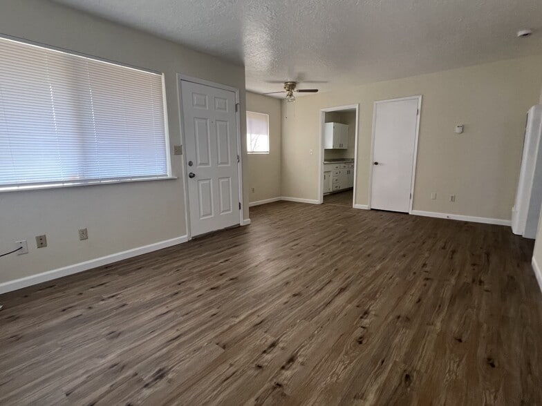 More Photos Of 2250 Suzette Ave, Redding Apartments For Sale