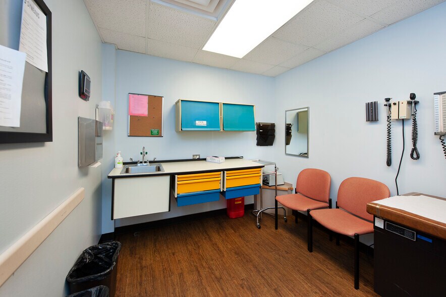 More Photos Of 600 National Ave, Oklahoma City Medical For Sale