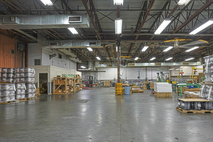 More Photos Of 1323 11th Ave, Columbus Industrial For Sale