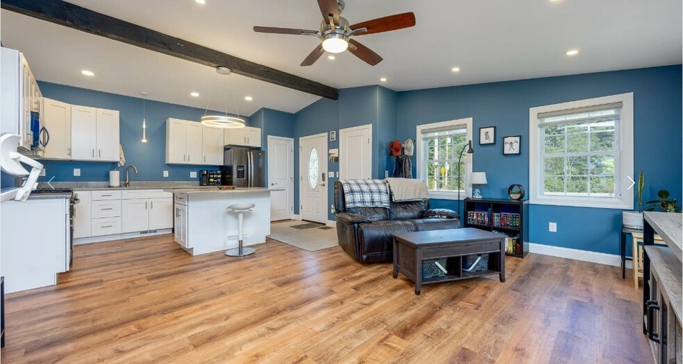 More Photos Of 361A Dover Rd, Chichester Specialty For Sale