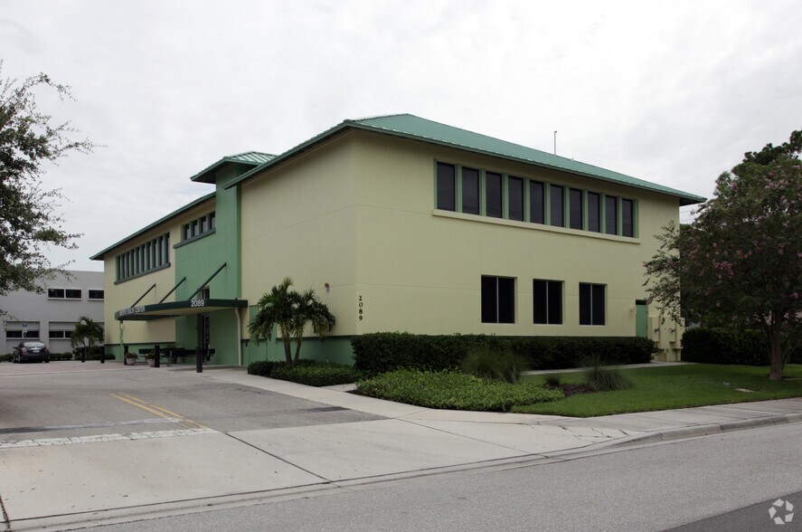 Primary Photo Of 2089 Hawthorne St, Sarasota Medical For Lease