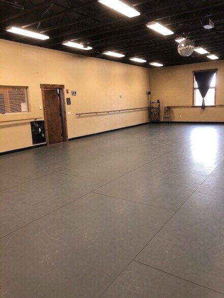 More Photos Of 786 E Division St, Park City Loft Creative Space For Lease