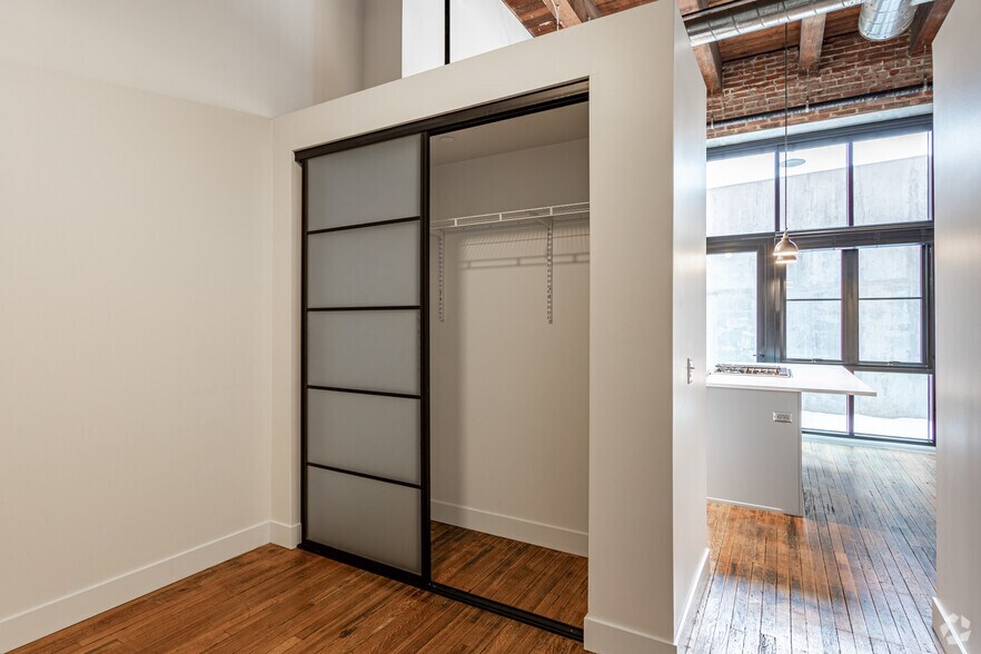 More Photos Of 1509 Walnut St, Kansas City Apartments For Sale