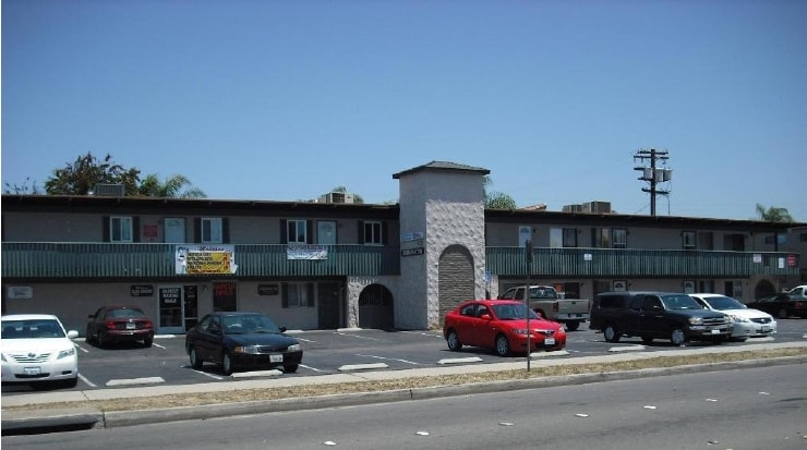 More Photos Of 505 N Mollison Ave, El Cajon Medical For Sale