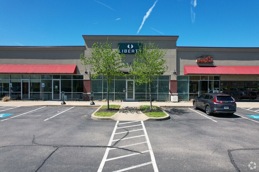 More Photos Of 900 Commonwealth Dr, Cranberry Township Freestanding For Lease